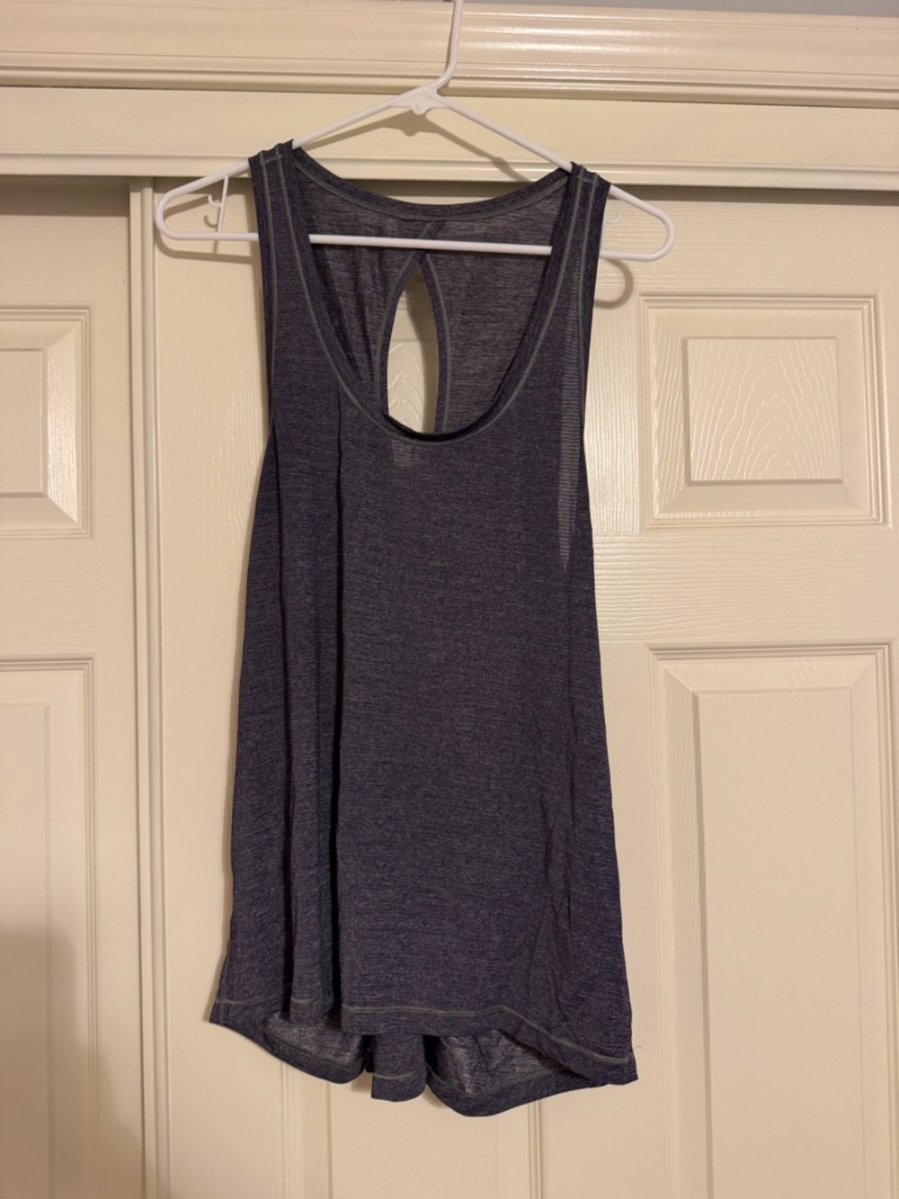Lululemon Women's Medium Blue Looped Back Hold & Let Flow Tank